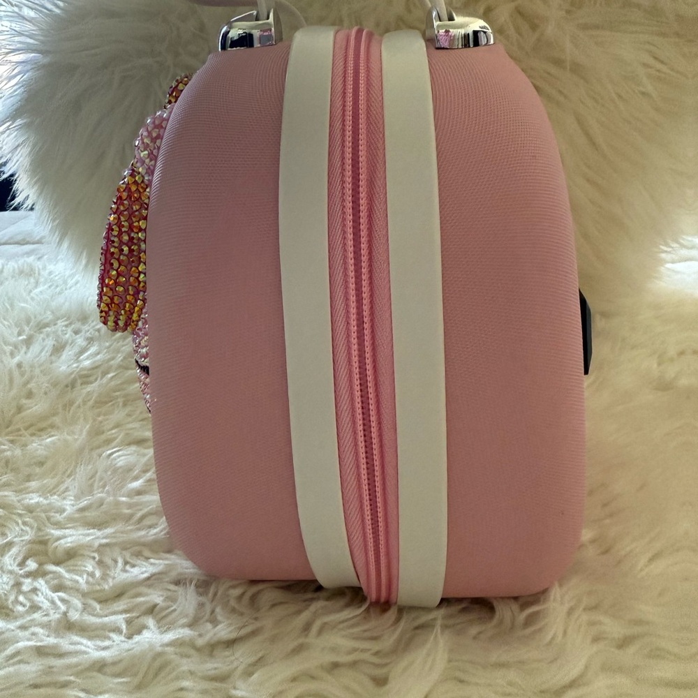 Hello Kitty Pink Rhinestone Handbag/Make up case - Picture 5 of 11